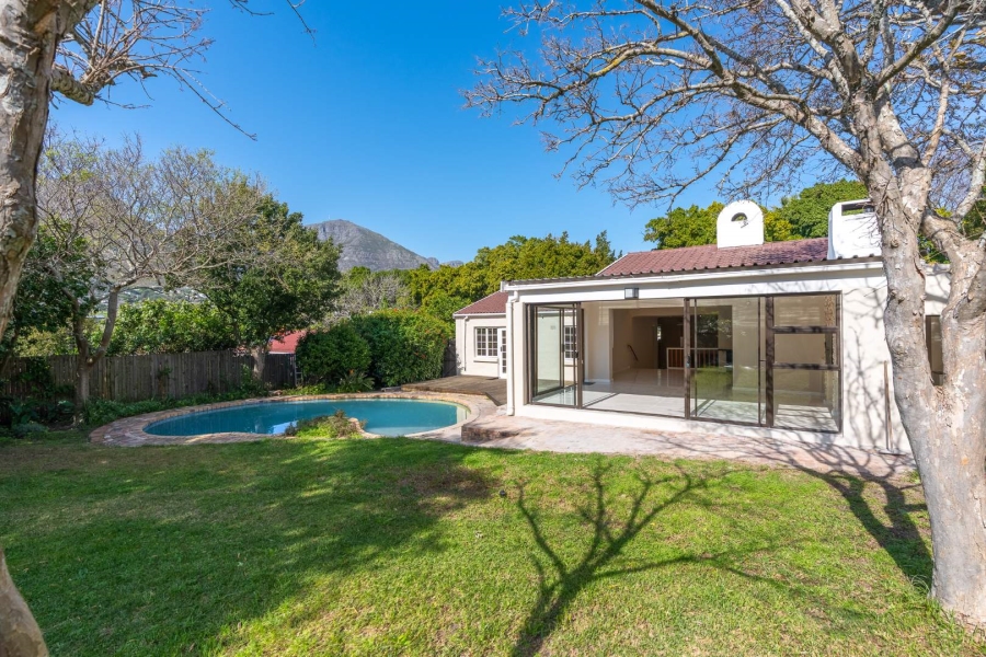 4 Bedroom Property for Sale in Hout Bay Western Cape